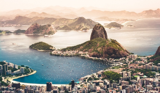 Vinci un soggiorno a Rio de Janeiro durante il carnevale con IronFX